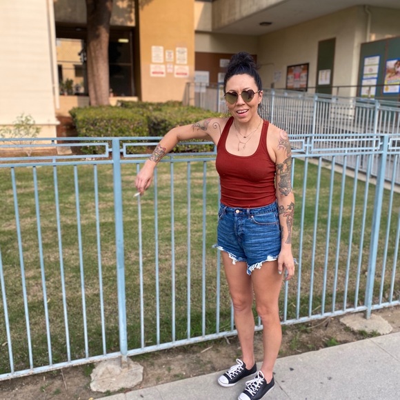 Meet your Posher, Veronica - Picture 8 of 10